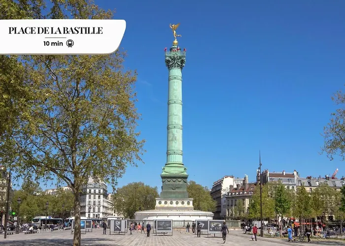 213 Givenchy - Superbe A *